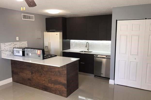 Foto del edificio - 637 Executive Center Dr