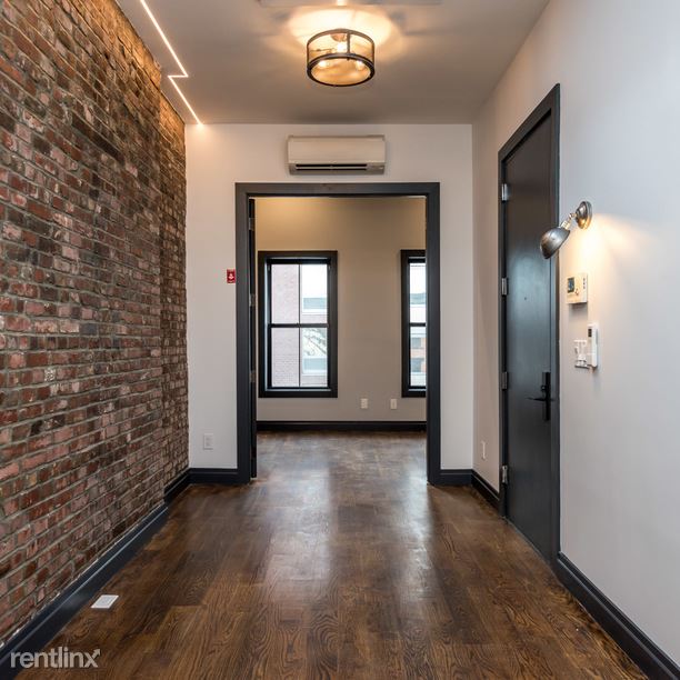 Primary Photo - 123 Kent Ave