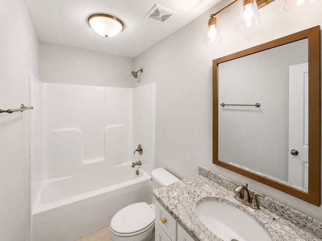 Building Photo - 15521 Ironcrest Dr NW