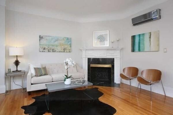 Foto del edificio - 261 Beacon St