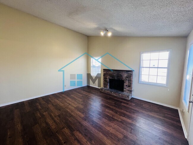 Building Photo - 83 Colonial Dr