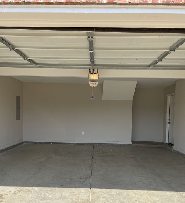 Building Photo - 3383 Oodie Ln