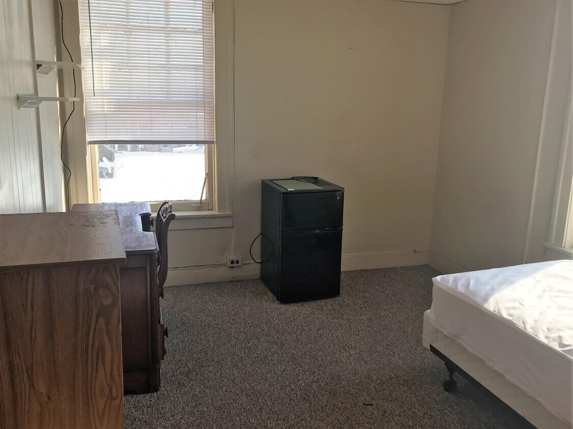 120 6th Ave W Unit 201, Alexandria, MN 56308 Apartment for Rent in