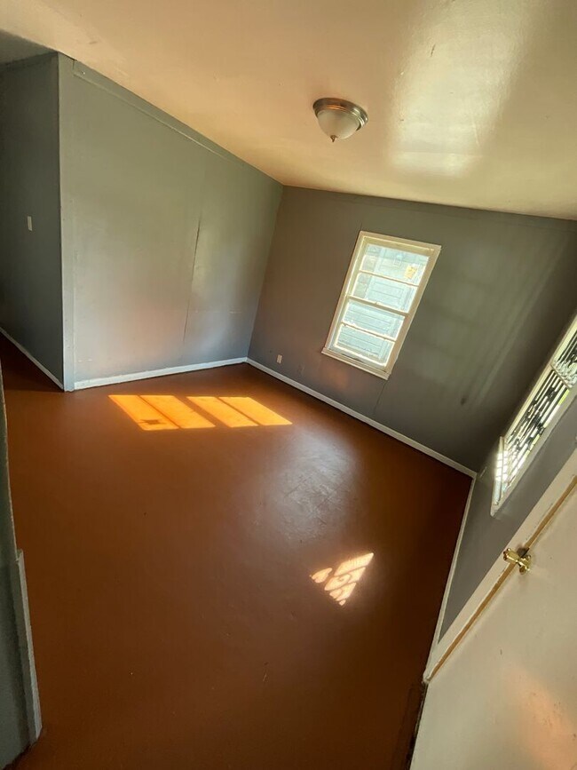 Foto del edificio - 3112 Woodford St