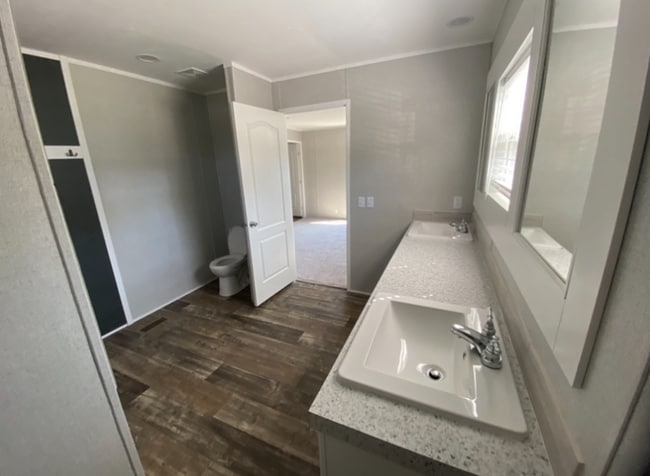 Building Photo - 111 Audubon Ave