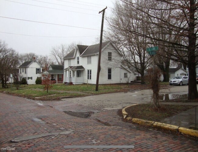 Foto del edificio - 4 br, 4 bath House - 308 North Linn Street...