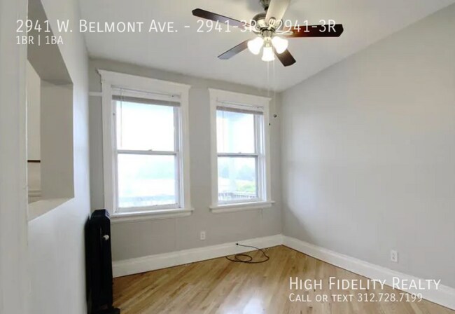 Foto del edificio - 2941 W Belmont Ave