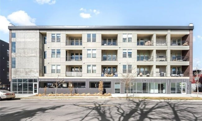 Building Photo - 2851 W 52nd Ave