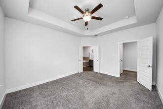 Building Photo - 4423 Santorini Ln