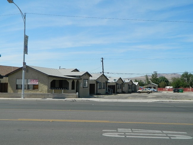 Building Photo - 1101 W Main St