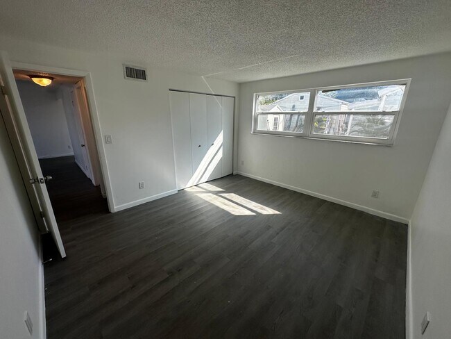 Foto del edificio - 23 SE 12th St