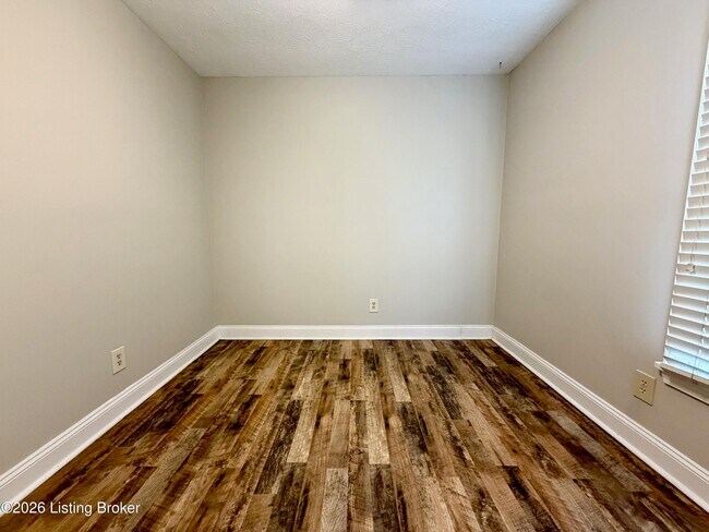 Foto del edificio - 4701 Haeringdon Ct