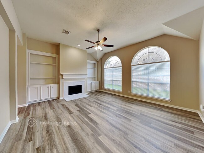 Building Photo - 3831 Princeton Park Ct