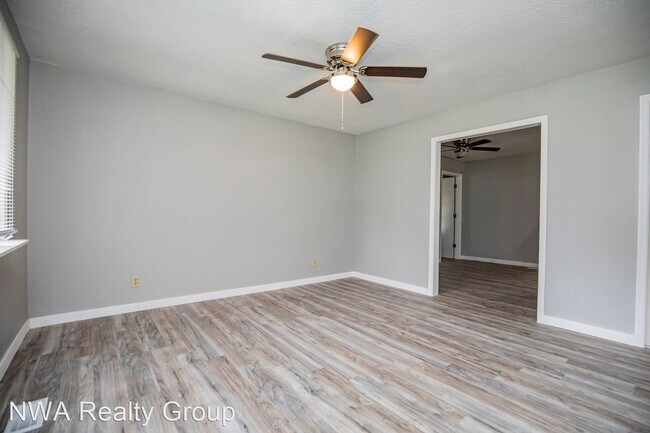 Foto del edificio - 3 br, 2 bath House - 1202 Royal Drive