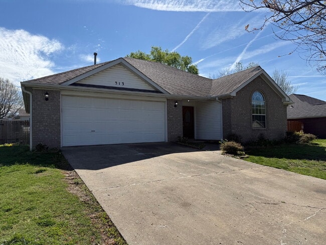 Photo - 313 Summerset St Apartment