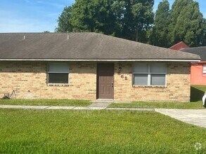 Building Photo - 858 Fox Lake Dr
