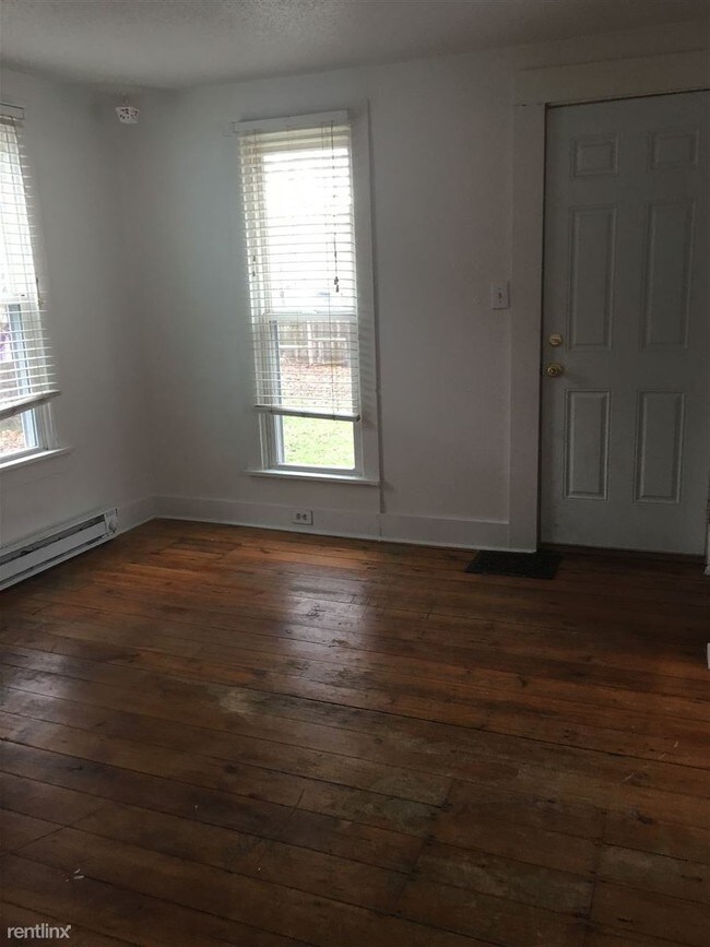 Foto del edificio - 311 W Mason St