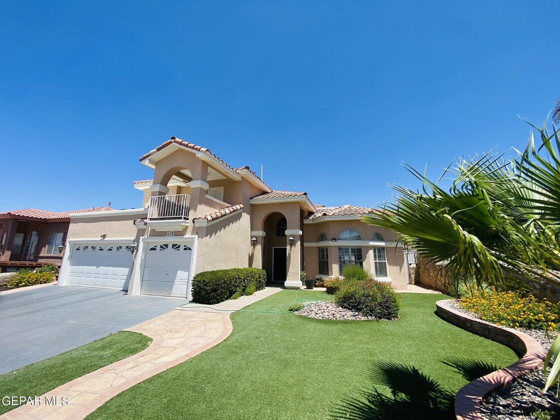 Primary Photo - 6529 Grand Ridge Dr