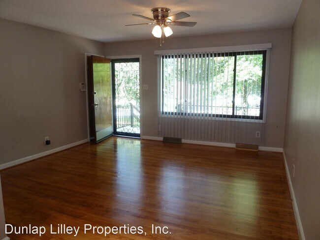 Building Photo - 3 br, 1.5 bath House - 117 Barnes St.