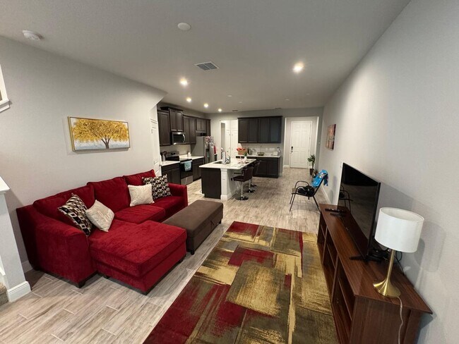 Foto del edificio - Beautifully maintained 3-bedroom, 2.5-bath...