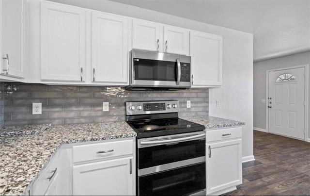 Foto del edificio - 1851 Homeland St