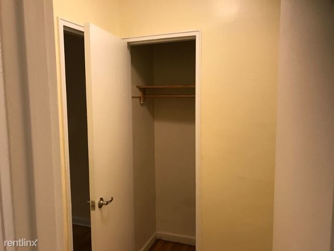 Foto del edificio - 180 E 17th St