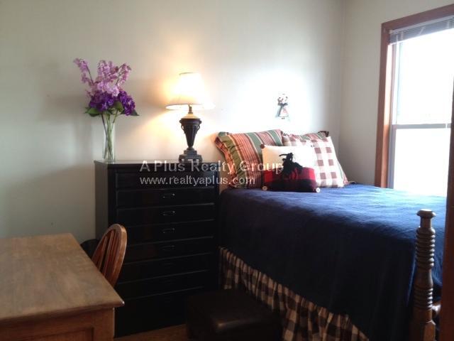 Foto del edificio - 10 Buckley Ave