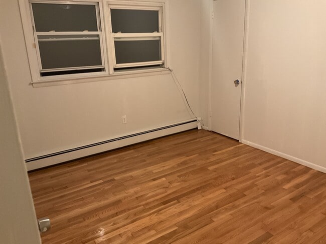 Foto del edificio - 22 Boyle Plz