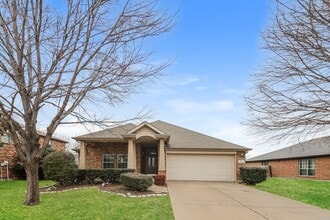 Building Photo - 504 Wolf Dr