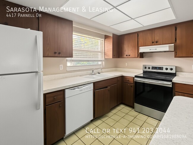 Building Photo - 4417 Parnell Dr