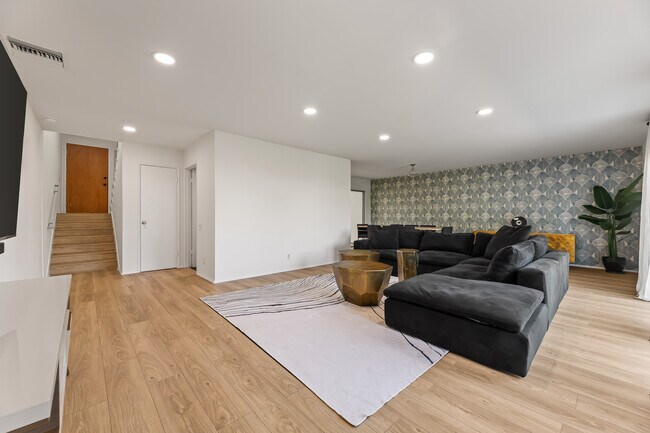 Foto del edificio - 3500 W Manchester Blvd