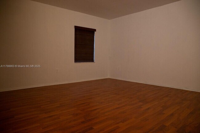 Foto del edificio - 8335 SW 72nd Ave