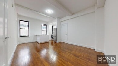 Building Photo - 140 E 46th St