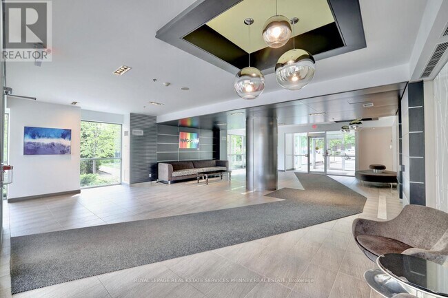 Photo du bâtiment - 100 Western Battery Rd