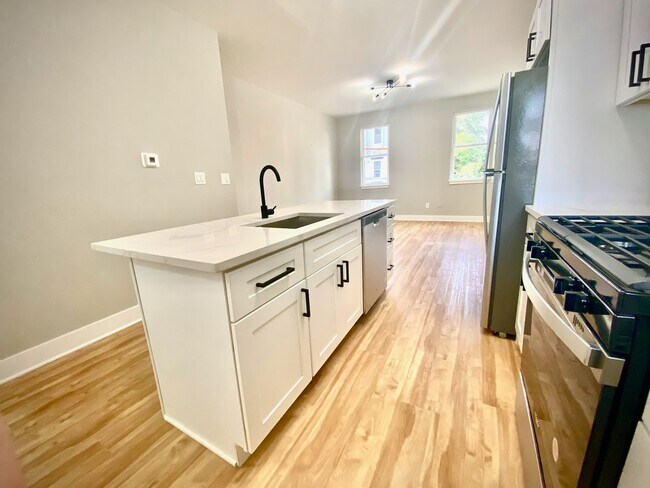 Foto del edificio - 2408 Cecil B Moore Ave