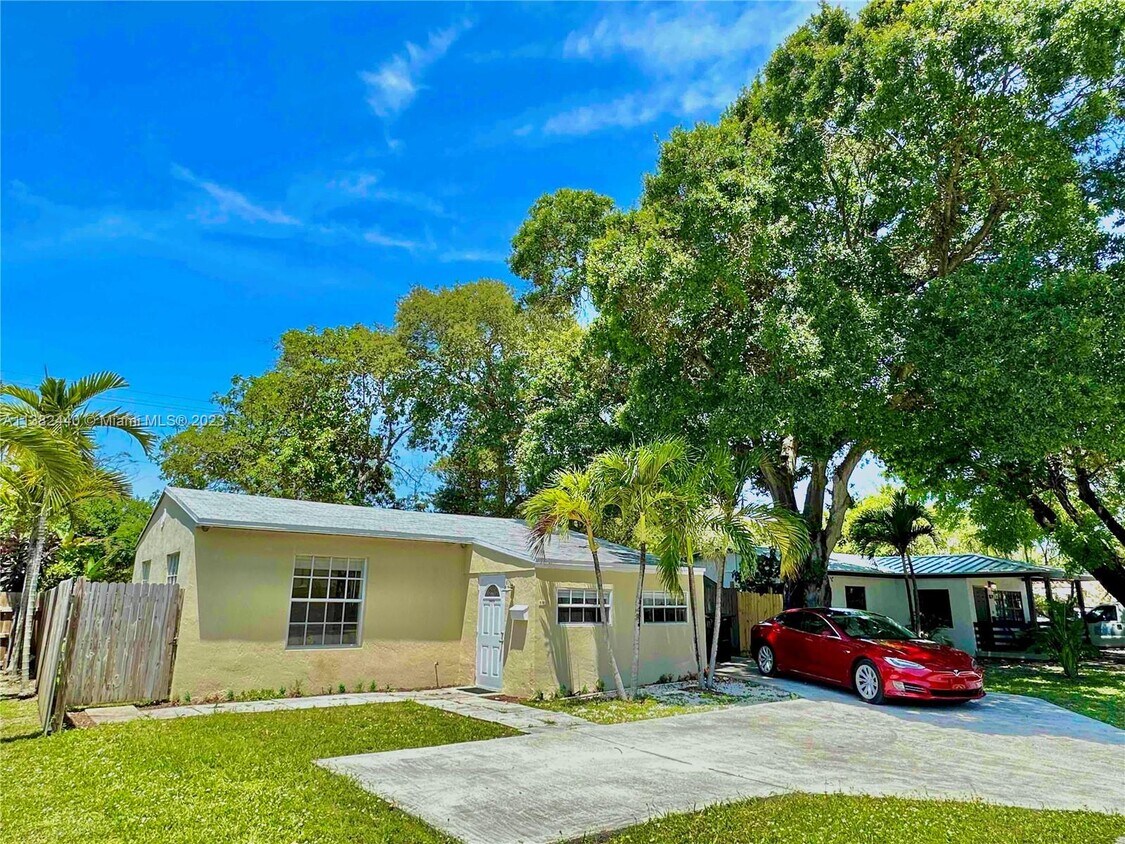 1835 SW 4th Ave, Fort Lauderdale, FL 33315 House for Rent in Fort