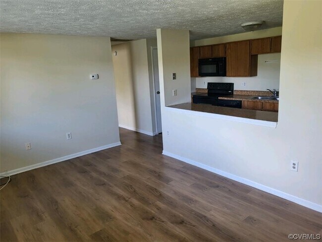 Foto del edificio - 8420 O'Bannon Ct