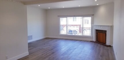 Building Photo - 219 Bright St