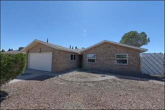 Building Photo - 11508 Jerry Lewis Way