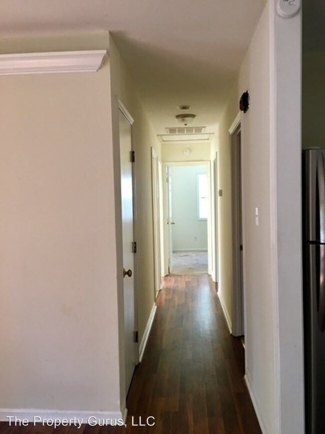 Building Photo - 3 br, 2 bath House - 10342 Ridgerun Rd.