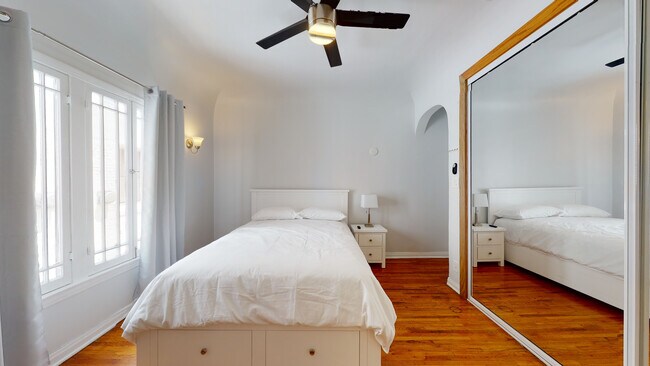 Foto del edificio - 660 S Cloverdale Ave