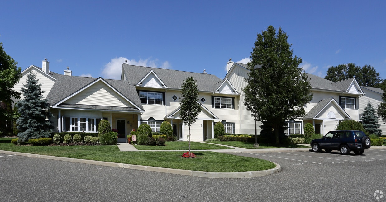 Fairfield Villas At Medford - Fairfield Villas At Medford