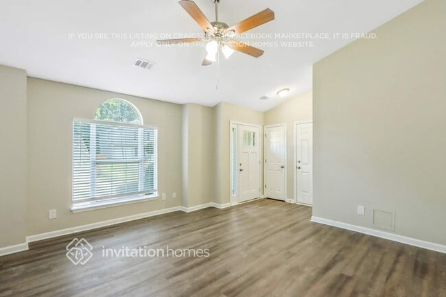 Foto del edificio - 3823 Landgraf Cove