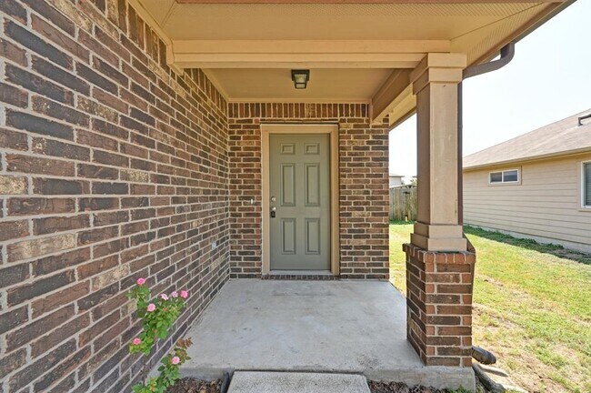 Building Photo - 411 Langely