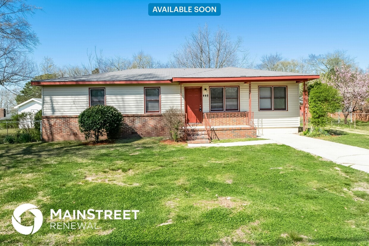 Primary Photo - 448 Sunhill Rd NW