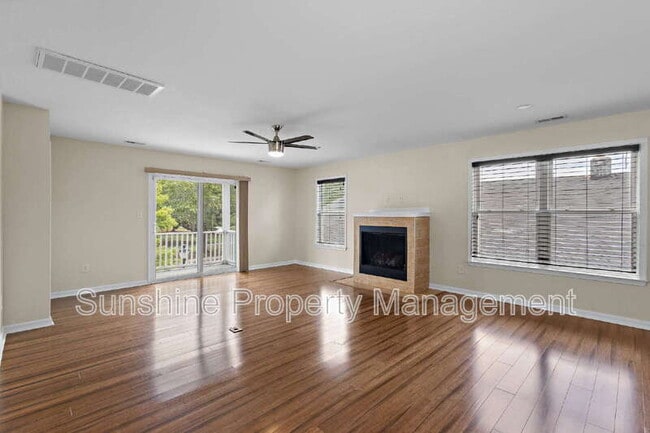 Building Photo - 3239 Granby St
