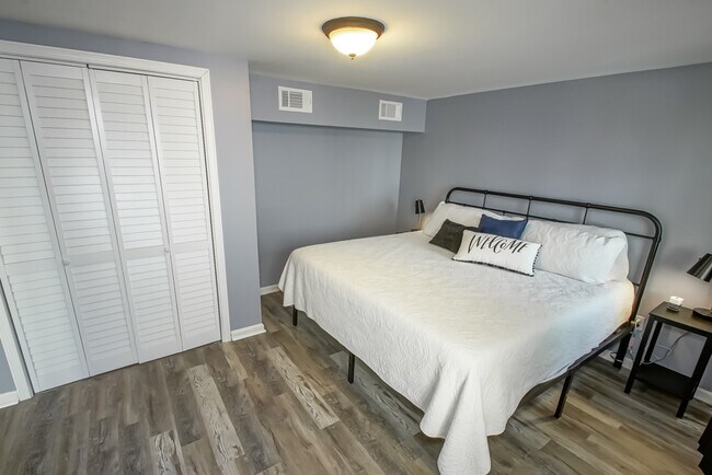New King Sized Beds - 819 Saint Peter St