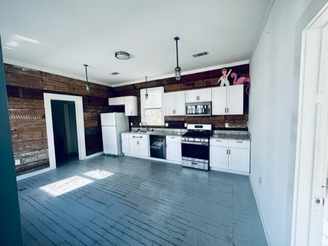 Building Photo - 144 N 11th St