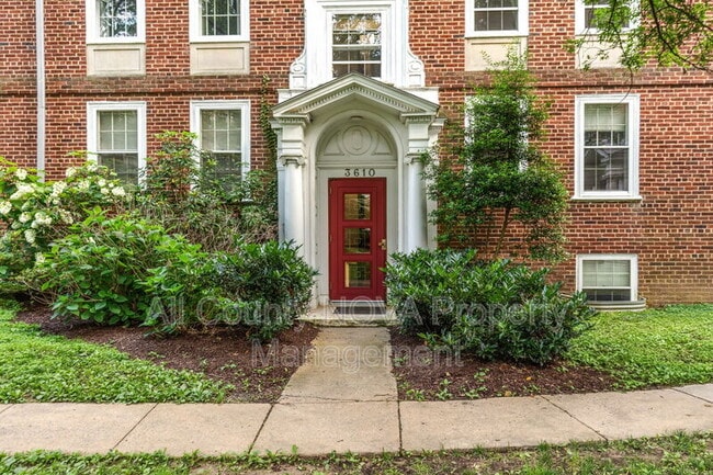 Building Photo - 3610 39th St NW
