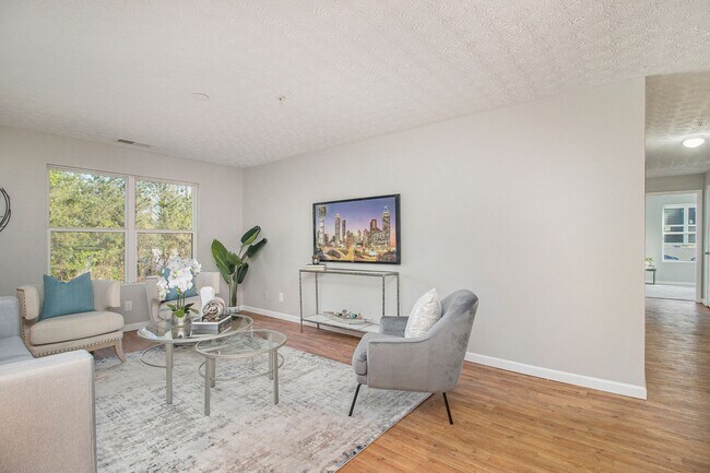 Building Photo - 3 Bedroom 2 Bath Under $1400 per month